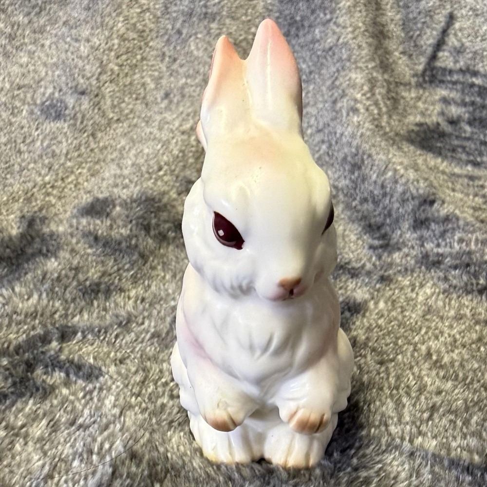 Norcrest Porcelain Rabbit Figurine - Picture 4 of 9